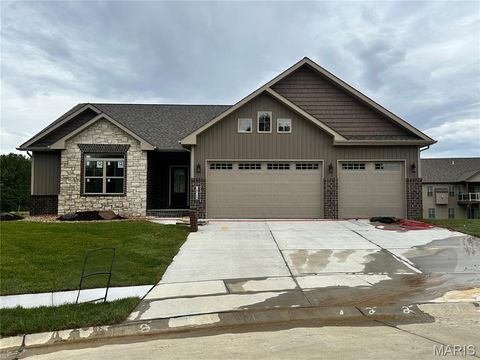1819 Robin Mills Court Maryville IL 62062