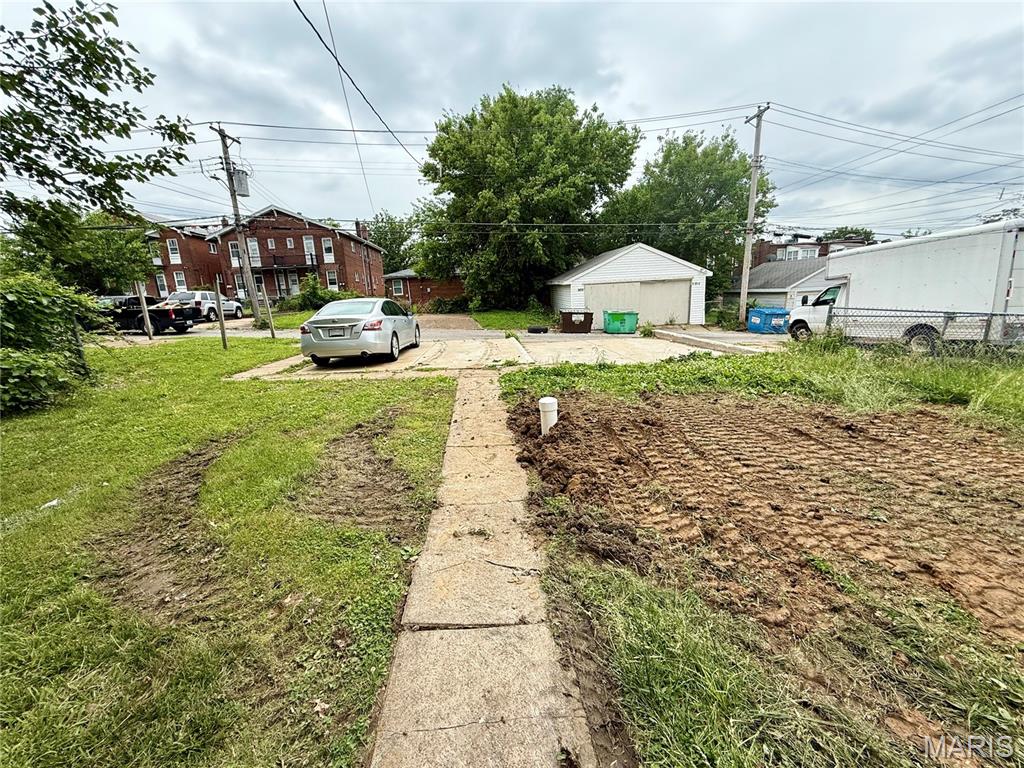 Grand Gravois Park - Residential Income