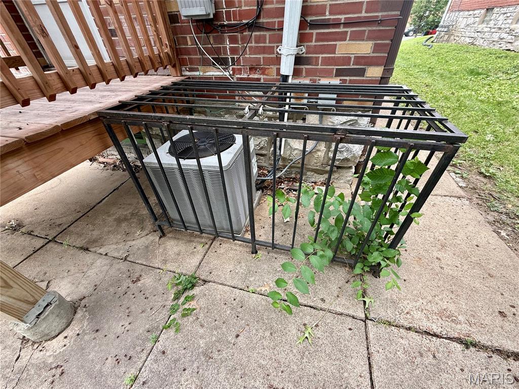 Grand Gravois Park - Residential Income