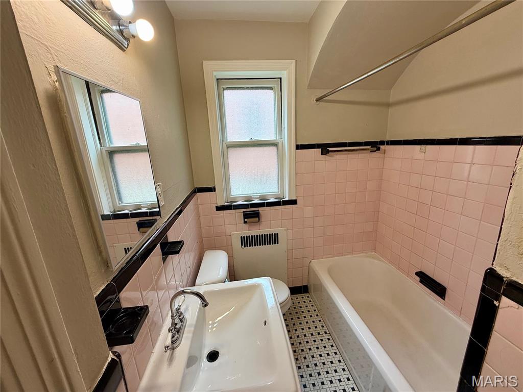 Grand Gravois Park - Residential Income