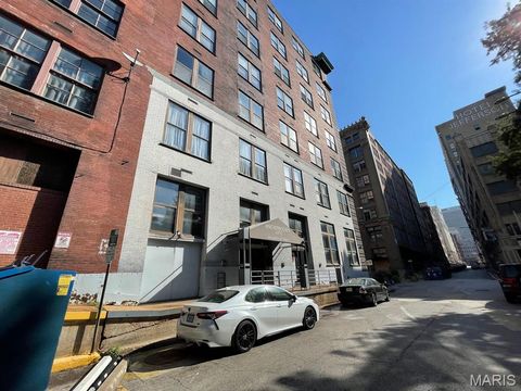 Photo of 507 N 13th Street #207, St Louis, MO 63103 (MLS # 25073891)