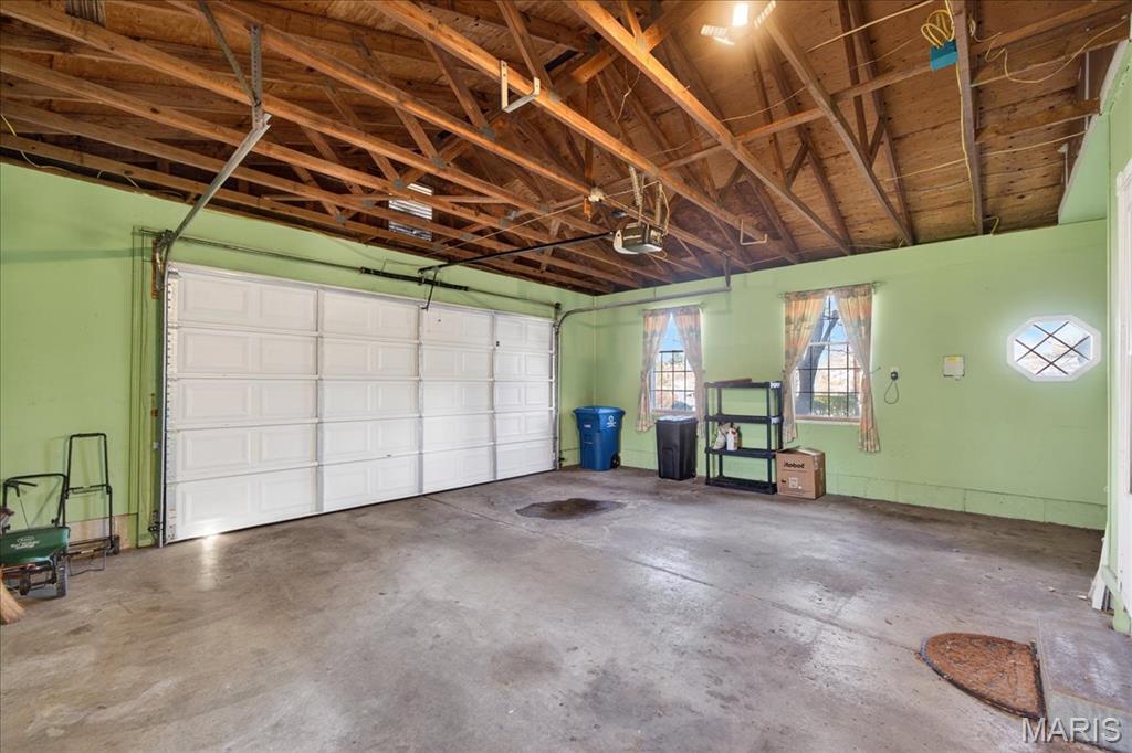 Graeser Sub Lt Pt 1 Located At Center - Residential