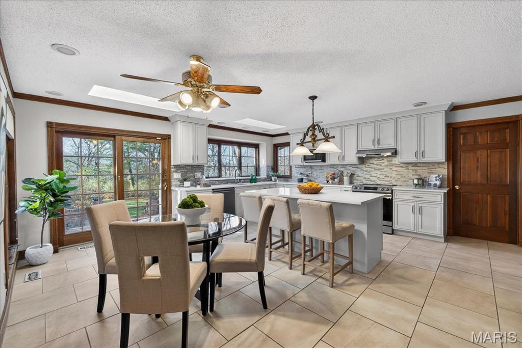 Graeser Sub Lt Pt 1 Located At Center - Residential