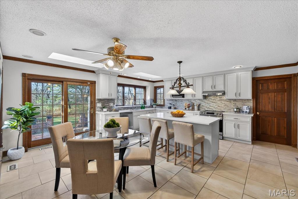 Graeser Sub Lt Pt 1 Located At Center - Residential