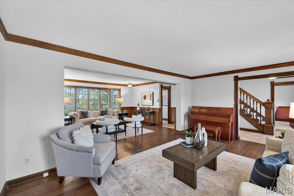 Graeser Sub Lt Pt 1 Located At Center - Residential