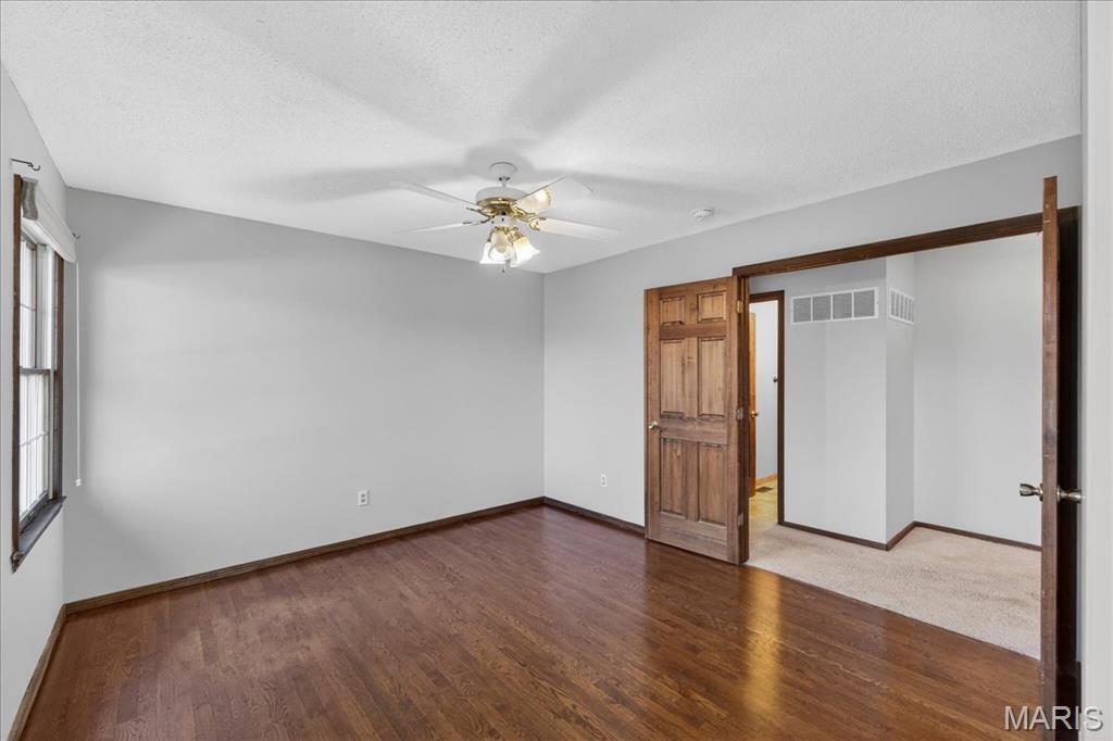 Graeser Sub Lt Pt 1 Located At Center - Residential