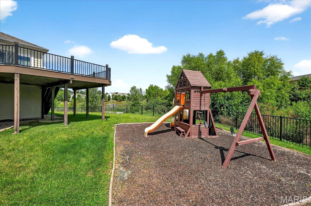 Estates At Town & Country Crossing - Residential