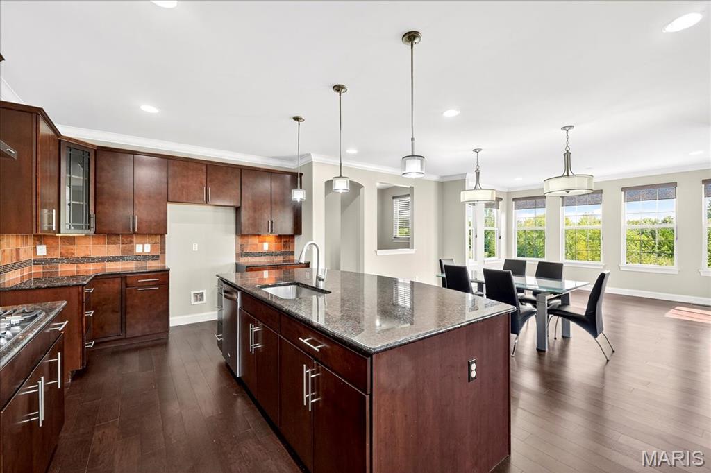 Estates At Town & Country Crossing - Residential