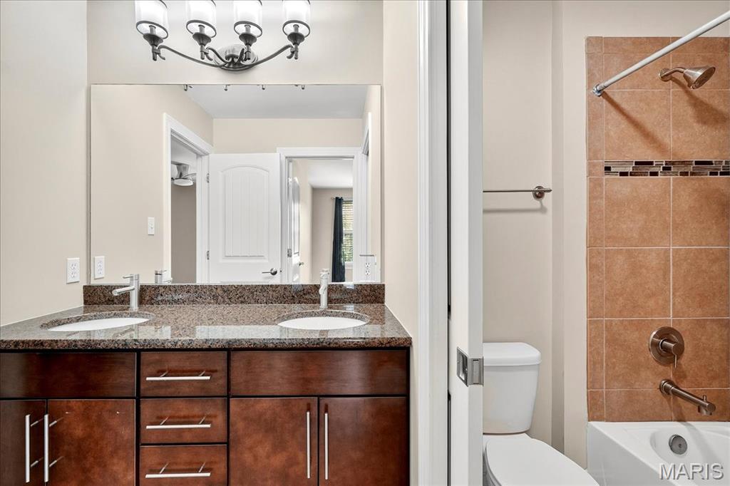 Estates At Town & Country Crossing - Residential