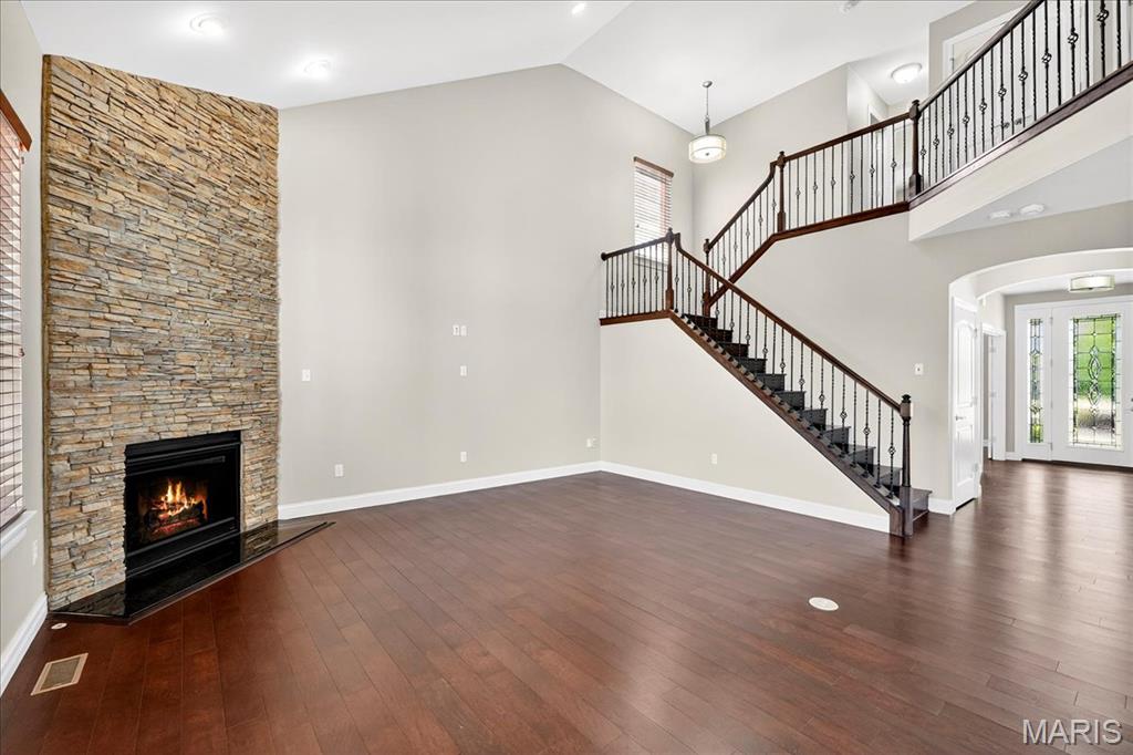 Estates At Town & Country Crossing - Residential