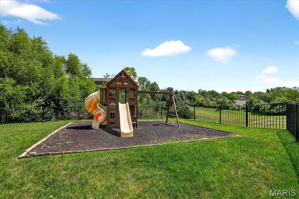 Estates At Town & Country Crossing - Residential