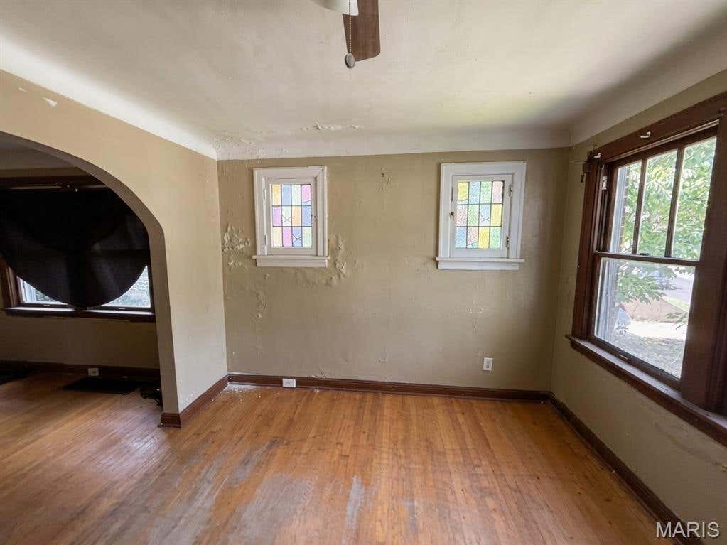 Photo of 2618 Avie Drive, Jennings, MO 63136 (MLS # 26052395)
