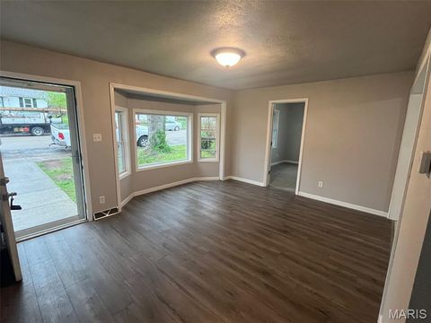 Tiny photo for 503 Bonnie Street, Potosi, MO 63664 (MLS # 26019161)