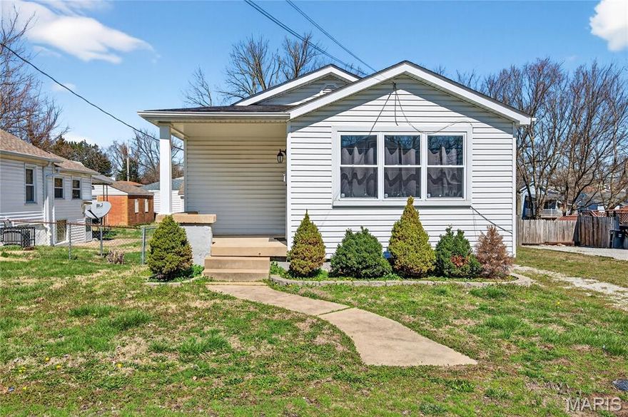 Move-in ready and full of potential, this 3-bedroom, 1-bath bungalow in Lemay offers a clean, comfortable place to call home. Inside, you’ll find a practical layout with bright living spaces and a simple, easy-to-maintain design. New A/C unit. The unfinished basement provides valuable storage space. Off-street parking adds everyday convenience, and the manageable footprint makes upkeep a breeze. Whether you're looking for a great place to start or an affordable option with future possibilities, this home is a smart choice in a convenient location. Agent-owned.
