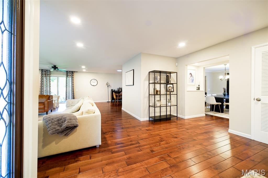 1012 Stuyvesant Lane