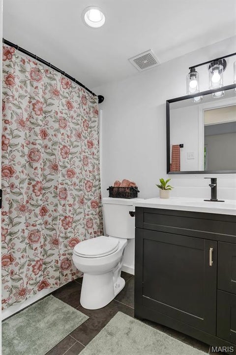 Tiny photo for 13579 Coliseum Drive #B, Chesterfield, MO 63017 (MLS # 26068707)