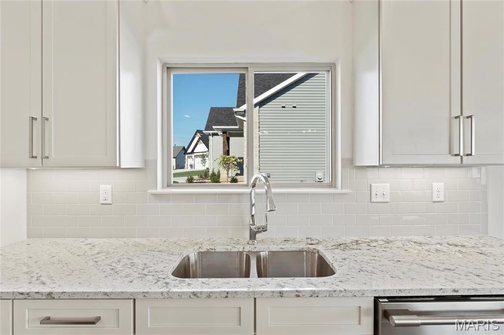 Stone Canyon - Residential