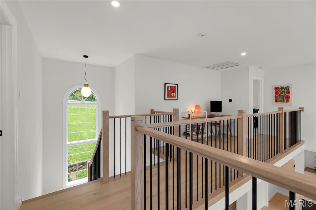 Lions Head - Residential