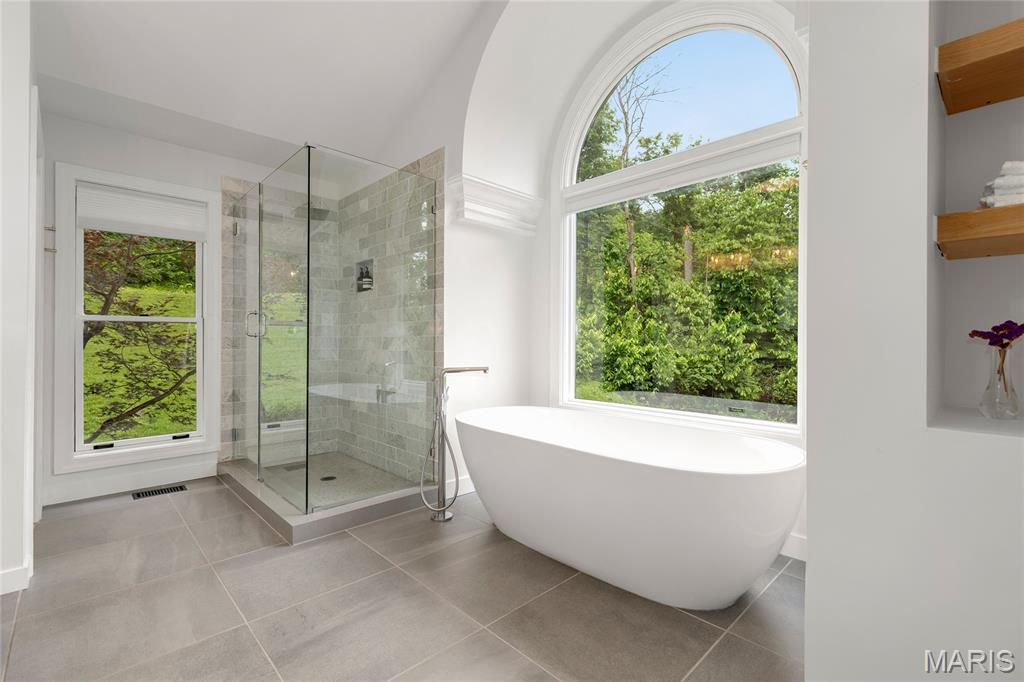 Lions Head - Residential