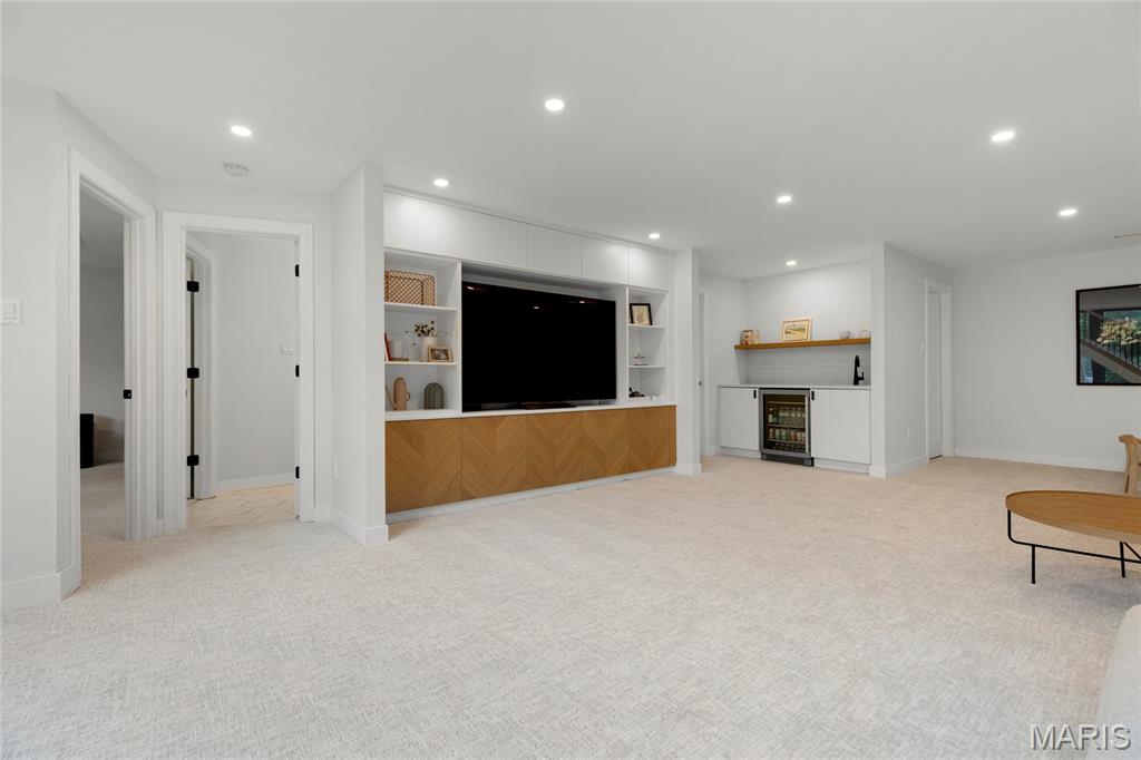 Lions Head - Residential