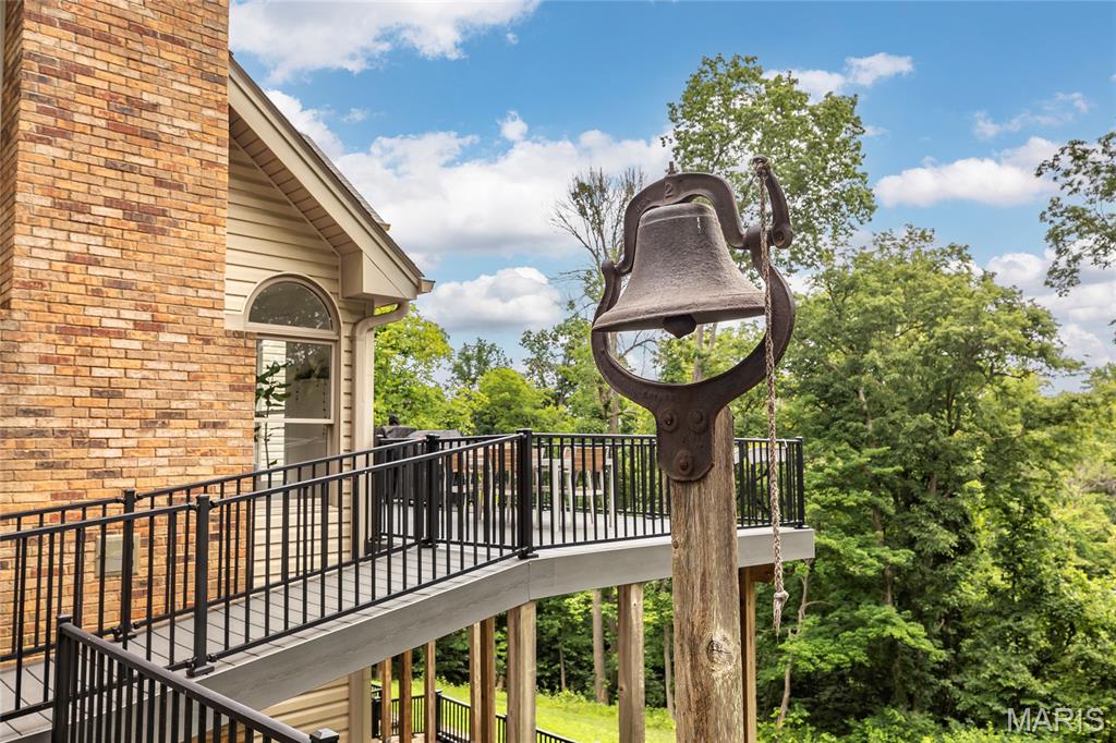 Lions Head - Residential