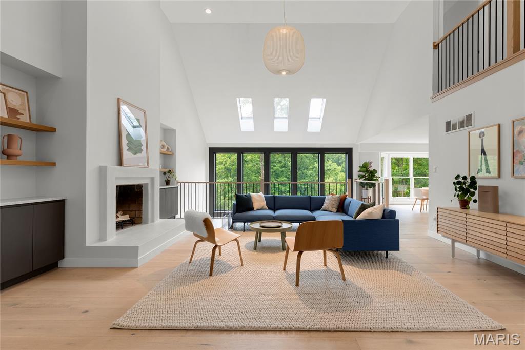 Lions Head - Residential