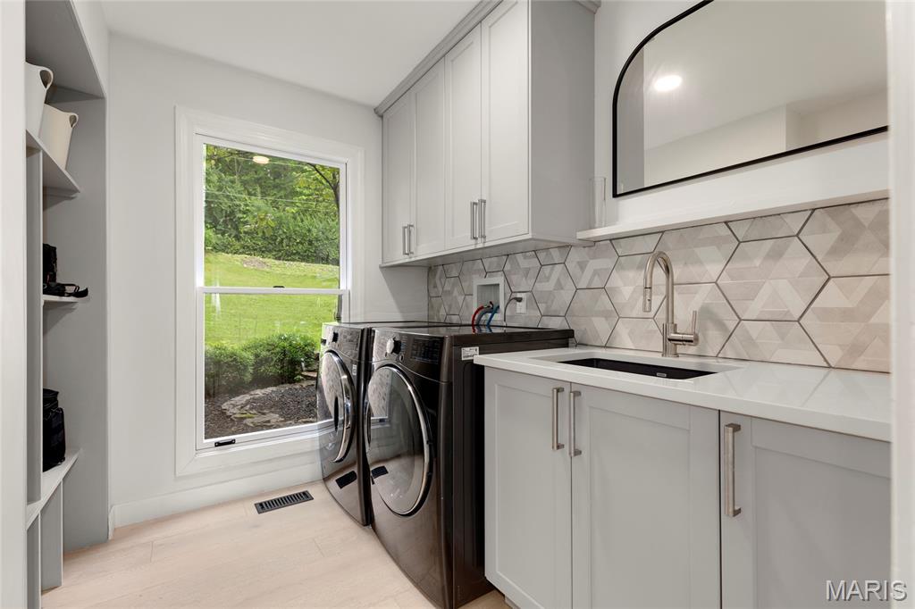 Lions Head - Residential