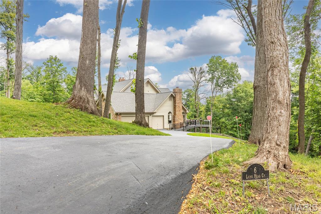 Lions Head - Residential