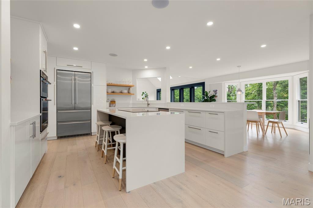 Lions Head - Residential