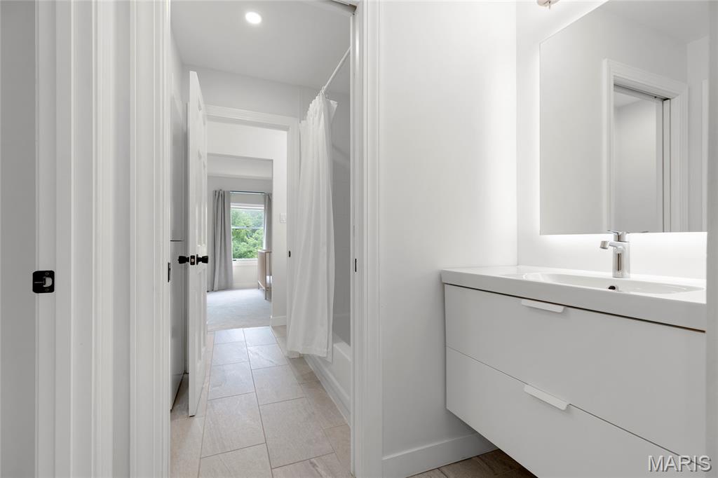 Lions Head - Residential