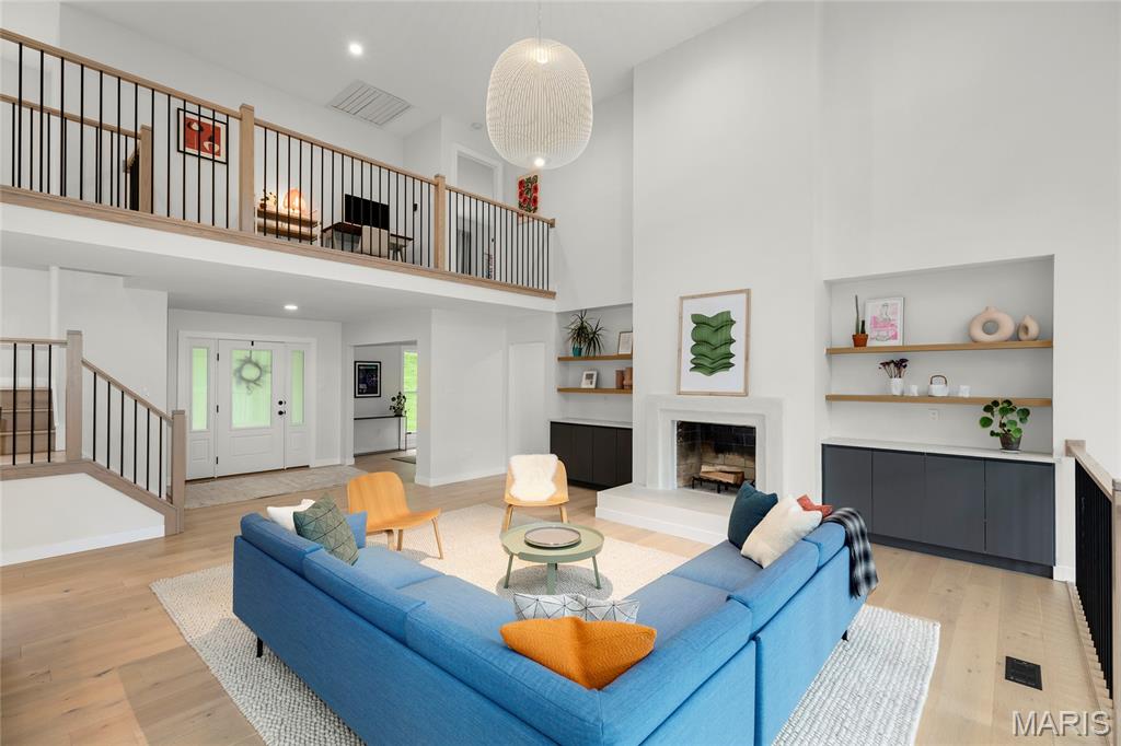 Lions Head - Residential