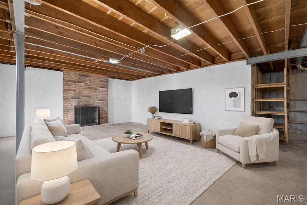 Greenwood Ac - Residential