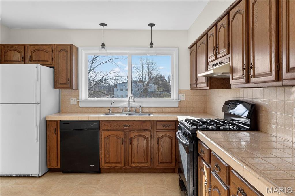 Greenwood Ac - Residential