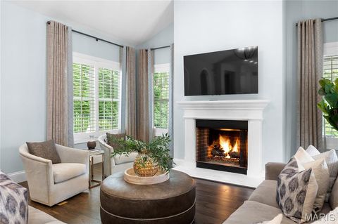 Tiny photo for 4 Colonial Hills Drive, Creve Coeur, MO 63141 (MLS # 26017830)