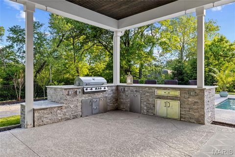 Tiny photo for 4 Colonial Hills Drive, Creve Coeur, MO 63141 (MLS # 26017830)