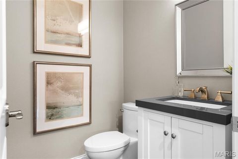 Tiny photo for 4 Colonial Hills Drive, Creve Coeur, MO 63141 (MLS # 26017830)