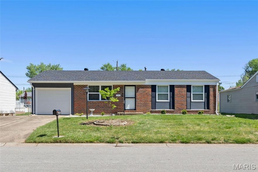 Exceptionally maintained home in St Charles Hills. Walking up to this home you will notice the attention to detail with updated siding, newer roofer, and oversized driveway! As you enter the home a spacious great room greets you. 3 spacious bedrooms on the main level and large full bath. Kitchen has ample cabinet space and leads to your large covered patio accessing your level finished lot. Your lower level features a large rec room and family room. This home has a newer HVAC System! Home is just seconds from Hwy 70 and St Charles West High School!