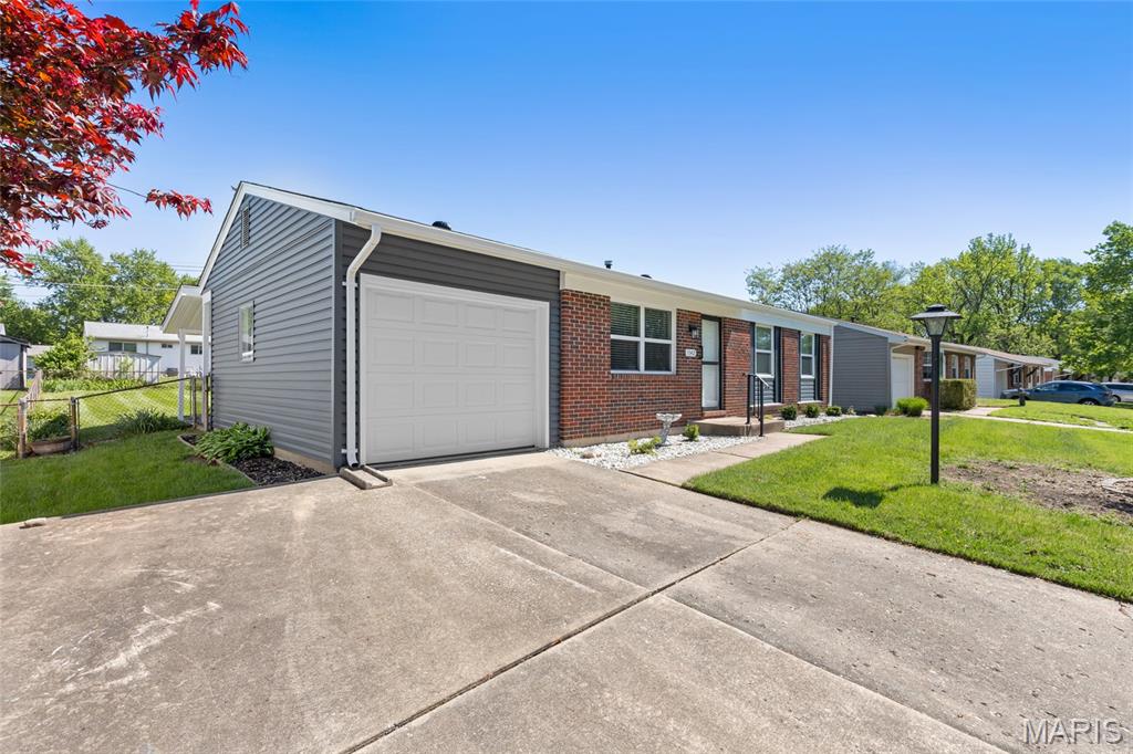 St Chas Hills #3 - Residential