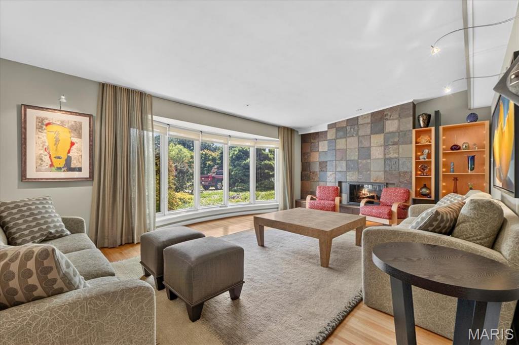 21 Ladue Meadows