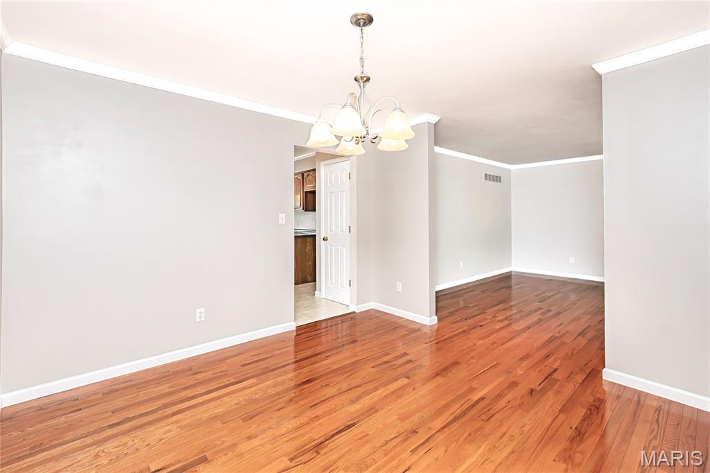 6 Hickory Hollow Lane