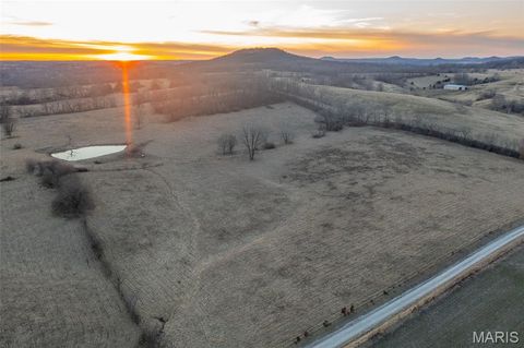 Tiny photo for 255 Gnade Road, Elsberry, MO 63343 (MLS # 25060754)