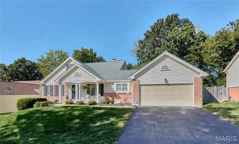 Photo of 1843 Shadywood Court, Chesterfield, MO 63017 (MLS # 26062645)