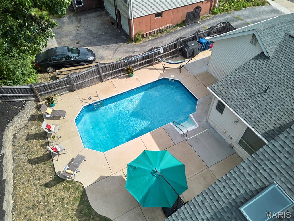 1843 Shadywood Court
