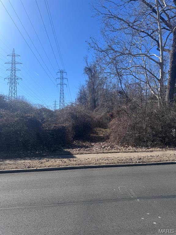 743 Midland Boulevard