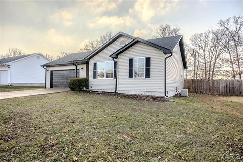 Photo of 2239 Timberwood Lane, Lebanon, MO 65536 (MLS # 25082483)