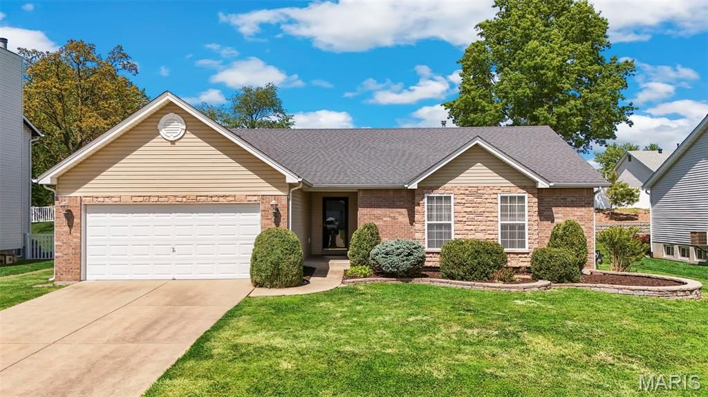 Photo of 1433 Sunview Drive, OFallon, MO 63366 (MLS # 26023564)