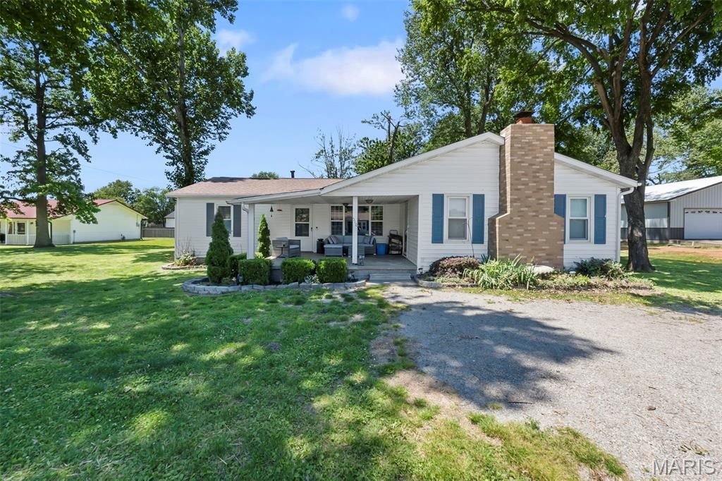 Photo of 510 S Missouri Avenue, Oran, MO 63771 (MLS # 26028677)