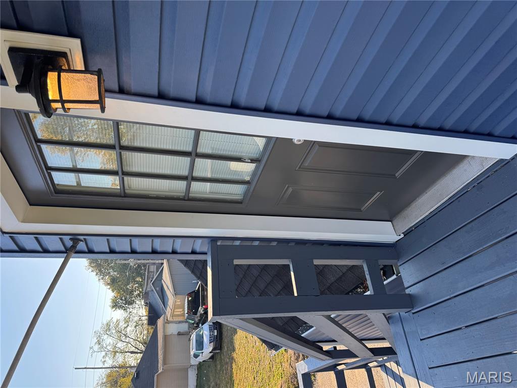 Alton, Illinois 62002, United States, 3 Bedrooms Bedrooms, ,2 BathroomsBathrooms,Residential,Pending,236197