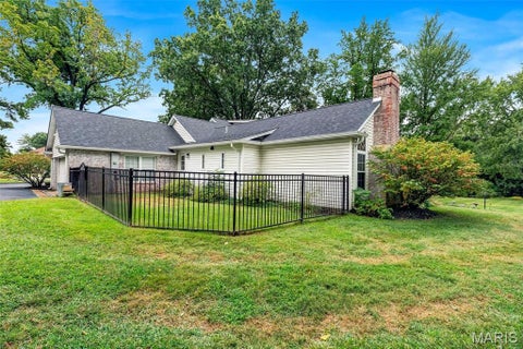 Tiny photo for 14 Long Meadows Lane, Town and Country, MO 63131 (MLS # 26058700)