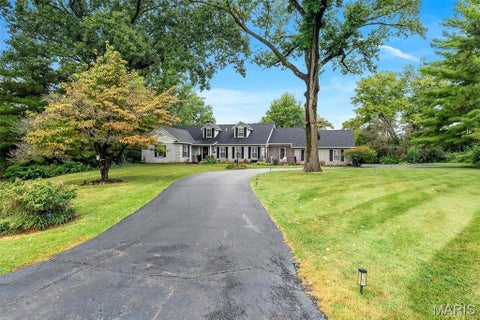 Tiny photo for 14 Long Meadows Lane, Town and Country, MO 63131 (MLS # 26058700)